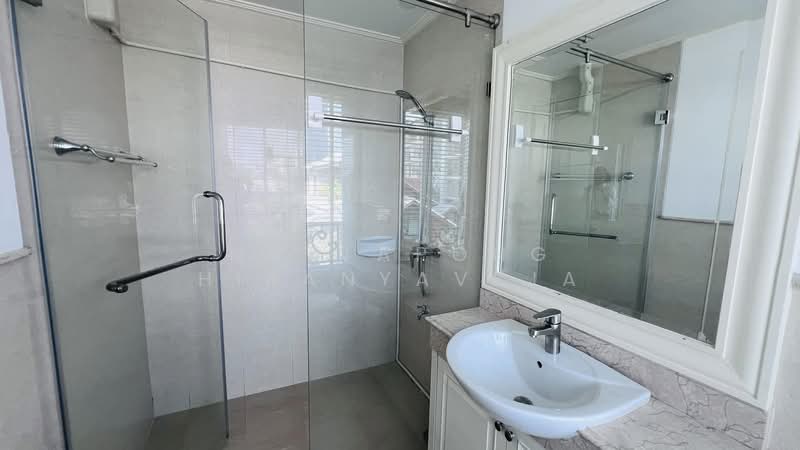 La Vie En Rose Place : ลา วี ออง โรส เพลส, กรุงเทพ, ซอยสุขุมวิท 36, คลองตัน, คลองเตย, กรุงเทพ, 132 ตร.ม., คอนโด ให้เช่า, โดย Nuttapong Hiranyaveja, 500166947 - DDproperty.com