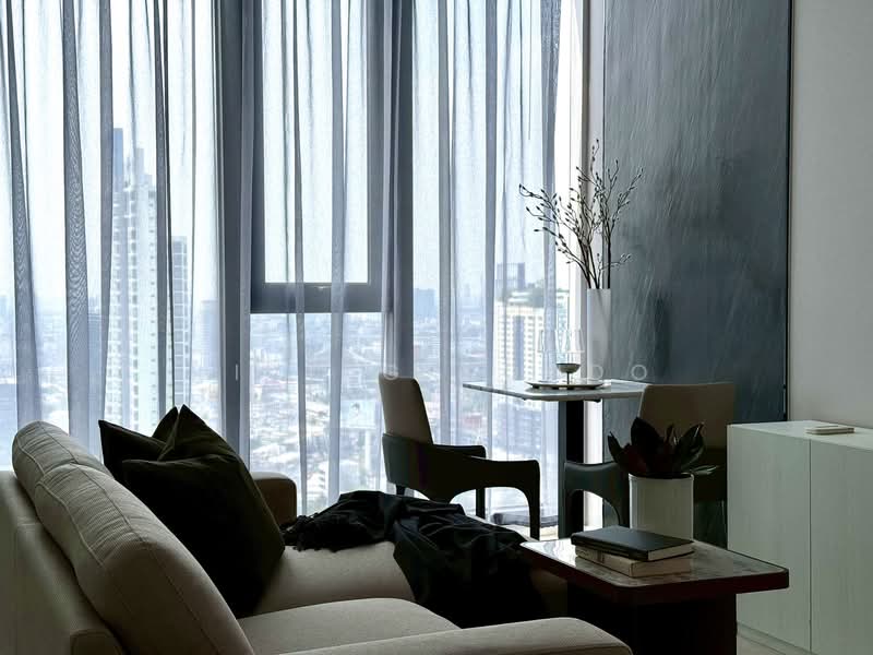 Mazarine Ratchayothin, Bangkok, Soi Phahonyothin 30, Phahonyothin Road, Chan Kasem, Chatuchak, Bangkok, 2 Bedrooms, 49 sqm, Condo For Rent, by Living Condo, 500166976 - DDproperty.com