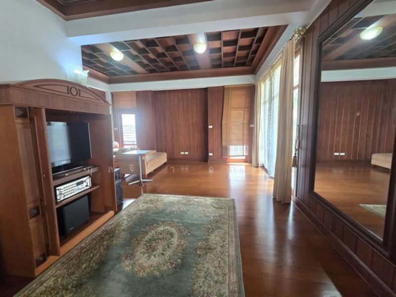 ไม่พบโครงการ, Bangkok, สุขุมวิท42, Phra Kanong, Khlong Toei, Bangkok, 3 Bedrooms, 220 sqm, Single Detached House For Rent, by กุลจิรา อภัยโส, 500166981 - DDproperty.com