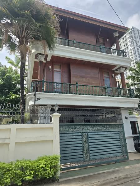 ไม่พบโครงการ, Bangkok, สุขุมวิท42, Phra Kanong, Khlong Toei, Bangkok, 3 Bedrooms, 220 sqm, Single Detached House For Rent, by กุลจิรา อภัยโส, 500166981 - DDproperty.com