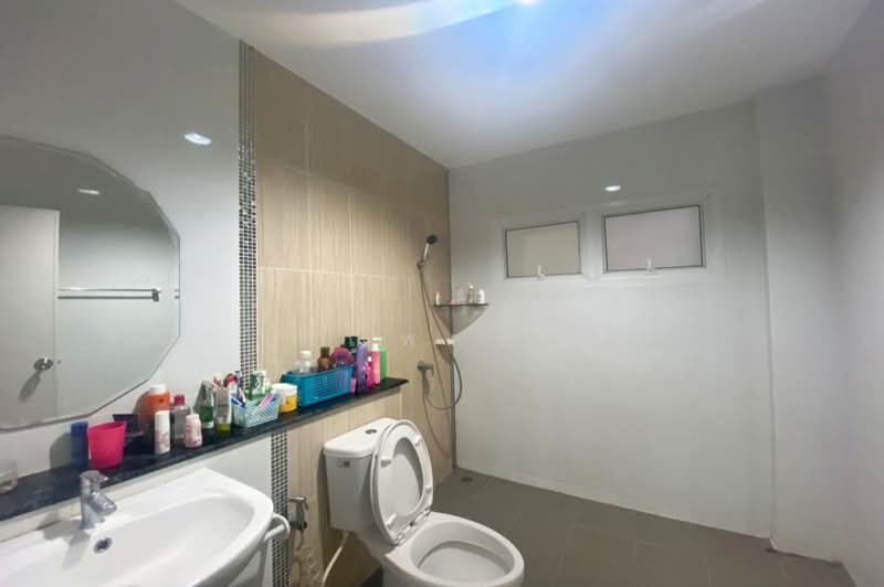 Lanceo Crib Pinklao-Wongwaen, Nonthaburi, Soi Wat Som Kliang, Kanchanaphisek Road, Sala Klang, Bang Kruai, Nonthaburi, 4 Bedrooms, 190 sqm, Single Detached House For Sale, by คุณพลอย, 500166986 - DDproperty.com