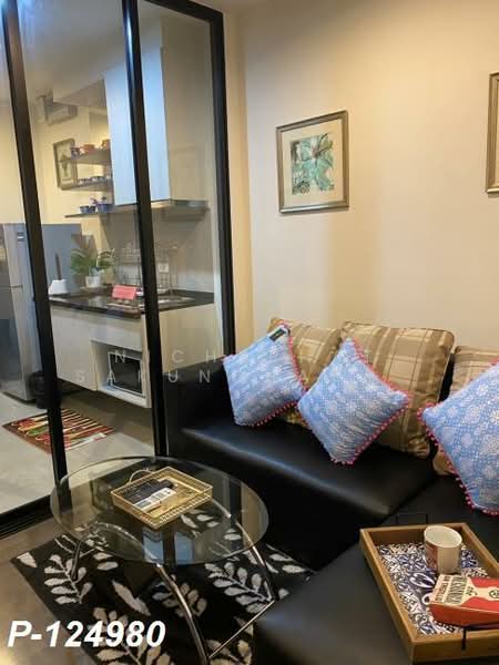 The Base Park East Sukhumvit 77, Bangkok, 99 Soi Pridi Banomyong 2, Phra Kanong Nua, Watthana, Bangkok, 1 Bedroom, 31 sqm, Condo For Rent, by Nichaphat Sakunchayapha, 500166988 - DDproperty.com