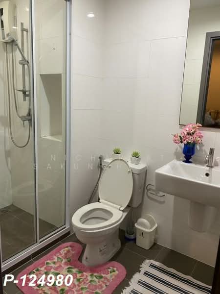 The Base Park East Sukhumvit 77, Bangkok, 99 Soi Pridi Banomyong 2, Phra Kanong Nua, Watthana, Bangkok, 1 Bedroom, 31 sqm, Condo For Rent, by Nichaphat Sakunchayapha, 500166988 - DDproperty.com