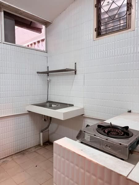 Single House Soi Soonvijai, Bangkok, Bang Kapi, Huai Khwang, Bangkok, 4 Bedrooms, 400 sqm, Single Detached House For Rent, by ปรินทร์ญาดา ชิณโชติ, 500167010 - DDproperty.com