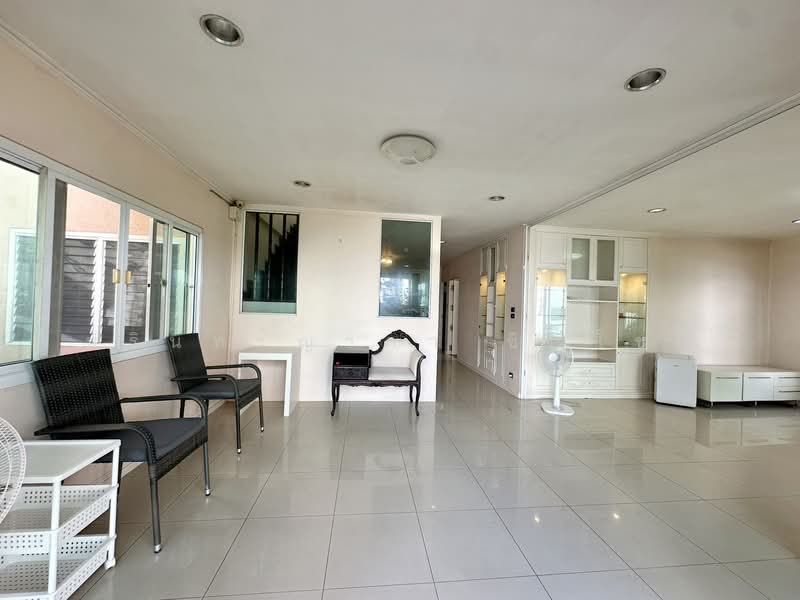 ให้เช่า - บ้านเดี่ยว ซอยศูนย์วิจัย, กรุงเทพ