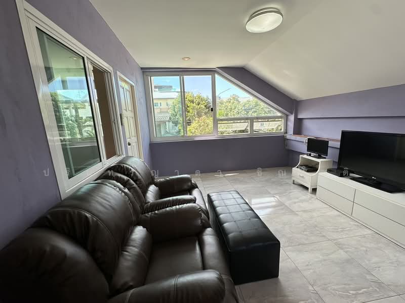 ให้เช่า - บ้านเดี่ยว ซอยศูนย์วิจัย, กรุงเทพ