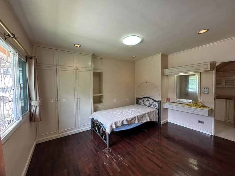 ให้เช่า - บ้านเดี่ยว ซอยศูนย์วิจัย, กรุงเทพ