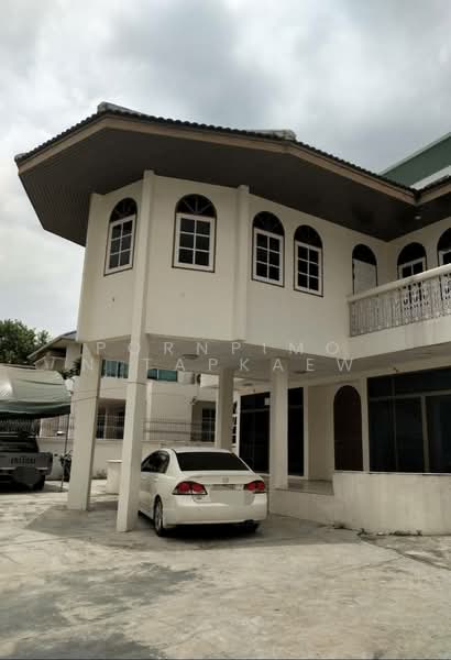 Amarinniwet 1, Bangkok, Soi Ram Inthra 3, Ram Inthra Road, Anusaowari, Bang Khen, Bangkok, 5 Bedrooms, 500 sqm, Single Detached House For Sale, by Pornpimon Tapkaew, 500167012 - DDproperty.com