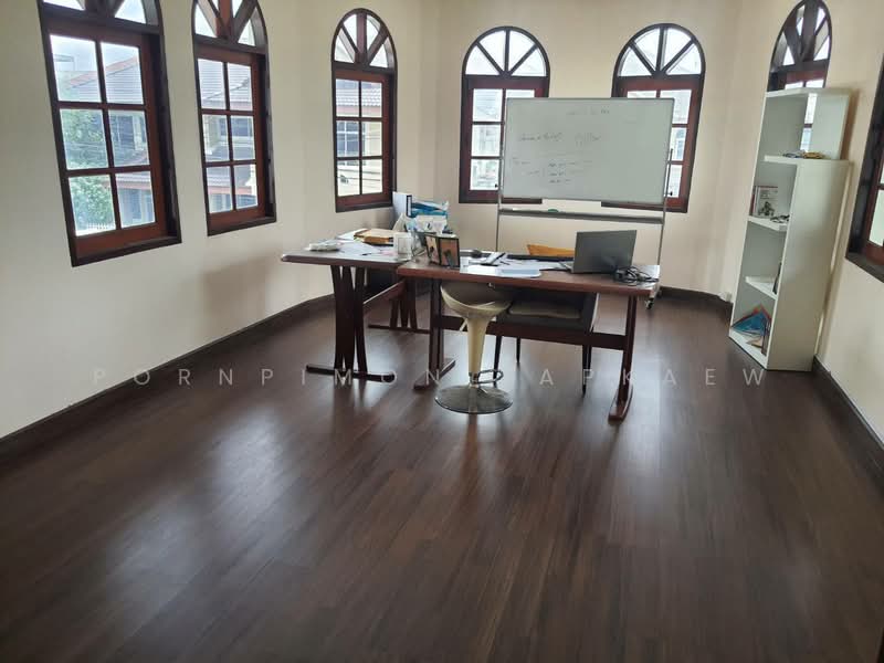 Amarinniwet 1, Bangkok, Soi Ram Inthra 3, Ram Inthra Road, Anusaowari, Bang Khen, Bangkok, 5 Bedrooms, 500 sqm, Single Detached House For Sale, by Pornpimon Tapkaew, 500167012 - DDproperty.com