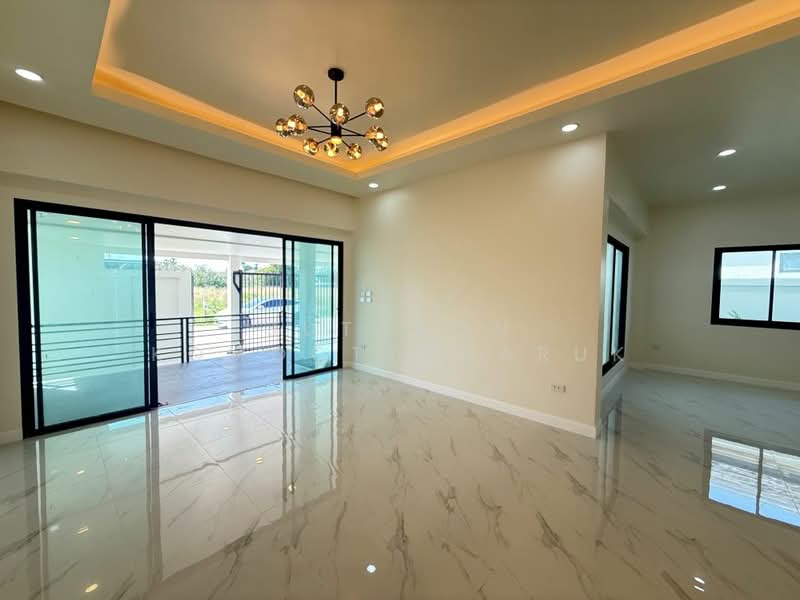 ขายหมู่บ้านมันดาราวิลล่า ถลาง - ย่าจันทร์ บ้านหลังใหญ่ พื้นที่เยอะ สะดวกสบาย จัดสวนสวยเต็ม, ภูเก็ต, เทพกระษัตรี, ถลาง, ภูเก็ต, 243 ตร.ม., บ้านเดี่ยว ขาย, โดย Jutanon Komoottanaruk, 500167042 - DDproperty.com