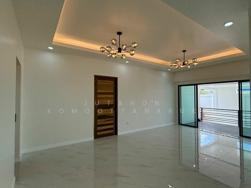 ขายหมู่บ้านมันดาราวิลล่า ถลาง - ย่าจันทร์ บ้านหลังใหญ่ พื้นที่เยอะ สะดวกสบาย จัดสวนสวยเต็ม, ภูเก็ต, เทพกระษัตรี, ถลาง, ภูเก็ต, 243 ตร.ม., บ้านเดี่ยว ขาย, โดย Jutanon Komoottanaruk, 500167042 - DDproperty.com