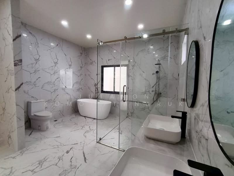 ขายหมู่บ้านมันดาราวิลล่า ถลาง - ย่าจันทร์ บ้านหลังใหญ่ พื้นที่เยอะ สะดวกสบาย จัดสวนสวยเต็ม, ภูเก็ต, เทพกระษัตรี, ถลาง, ภูเก็ต, 243 ตร.ม., บ้านเดี่ยว ขาย, โดย Jutanon Komoottanaruk, 500167042 - DDproperty.com