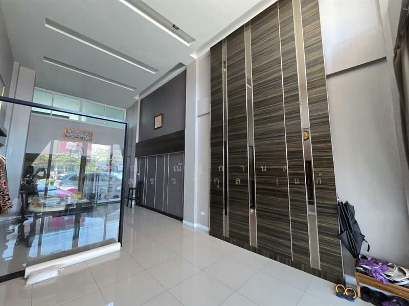 อาคารพาณิชย์ 4.5 ชั้น 24 ตร.ว. หมู่บ้านเดอะครีเอเทียร์ ซอยสุไลมาน ถนนพระยาสุเรนทร์, กรุงเทพ, บางชัน, คลองสามวา, กรุงเทพ, 120 ตร.ม., ตึกแถว-อาคารพาณิชย์ ขาย, โดย คุณ ณัฐกานต์ ผดุงมาตรวรกุล (แก้ม), 500167045 - DDproperty.com