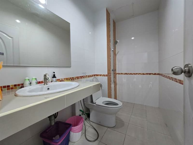 อาคารพาณิชย์ 4.5 ชั้น 24 ตร.ว. หมู่บ้านเดอะครีเอเทียร์ ซอยสุไลมาน ถนนพระยาสุเรนทร์, Bangkok, Bang Chun, Khlong Sam Wa, Bangkok, , 120 sqm, Shophouse For Sale, by คุณ ณัฐกานต์ ผดุงมาตรวรกุล (แก้ม), 500167045 - DDproperty.com