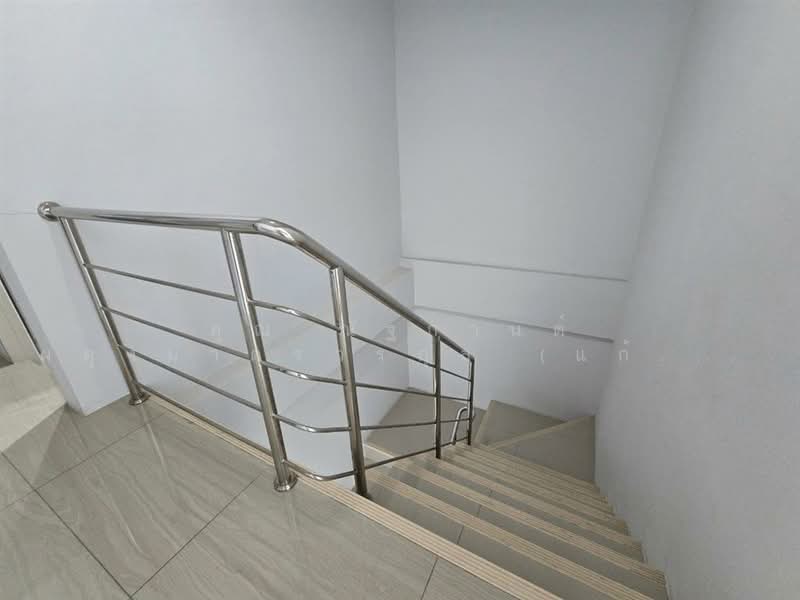 อาคารพาณิชย์ 4.5 ชั้น 24 ตร.ว. หมู่บ้านเดอะครีเอเทียร์ ซอยสุไลมาน ถนนพระยาสุเรนทร์, กรุงเทพ, บางชัน, คลองสามวา, กรุงเทพ, 120 ตร.ม., ตึกแถว-อาคารพาณิชย์ ขาย, โดย คุณ ณัฐกานต์ ผดุงมาตรวรกุล (แก้ม), 500167045 - DDproperty.com