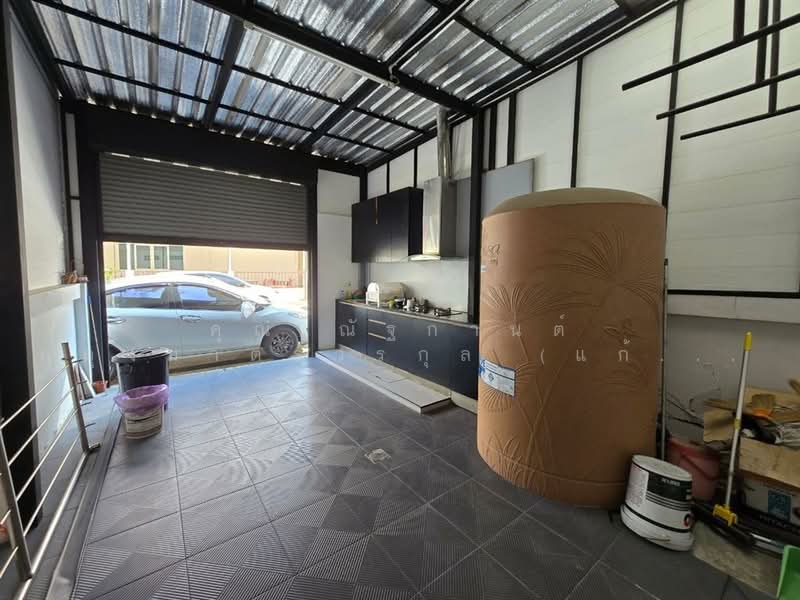 อาคารพาณิชย์ 4.5 ชั้น 24 ตร.ว. หมู่บ้านเดอะครีเอเทียร์ ซอยสุไลมาน ถนนพระยาสุเรนทร์, กรุงเทพ, บางชัน, คลองสามวา, กรุงเทพ, 120 ตร.ม., ตึกแถว-อาคารพาณิชย์ ขาย, โดย คุณ ณัฐกานต์ ผดุงมาตรวรกุล (แก้ม), 500167045 - DDproperty.com