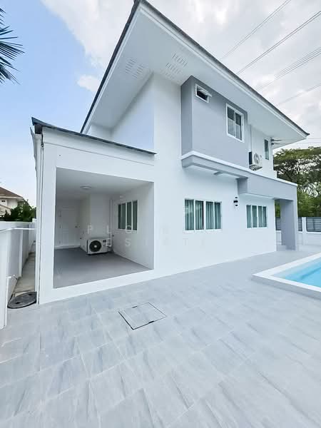 ขายวิลล่าพร้อมสระว่ายน้ำ ในบางเสร่ ใกล้ถนนสุขุมวิท บางเสร่, ชลบุรี, บางละมุง, บางละมุง, ชลบุรี, 320 ตร.ม., วิลล่า ขาย, โดย PLC Real Estate, 500167106 - DDproperty.com