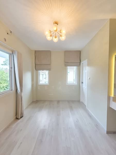 ขายวิลล่าพร้อมสระว่ายน้ำ ในบางเสร่ ใกล้ถนนสุขุมวิท บางเสร่, ชลบุรี, บางละมุง, บางละมุง, ชลบุรี, 320 ตร.ม., วิลล่า ขาย, โดย PLC Real Estate, 500167106 - DDproperty.com