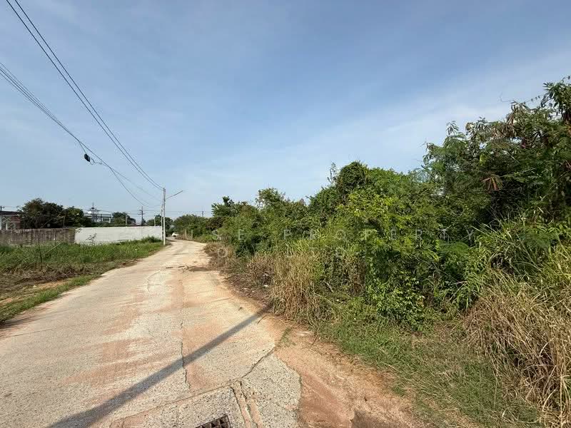 Land for sale in Na Phrao, Sriracha. Beautiful plot in a community area., Chon Buri (Pattaya), Bang Phra, Si Racha, Chon Buri (Pattaya), , 640 sqm, Land For Sale, by A House Property Co.,Ltd., 500167111 - DDproperty.com