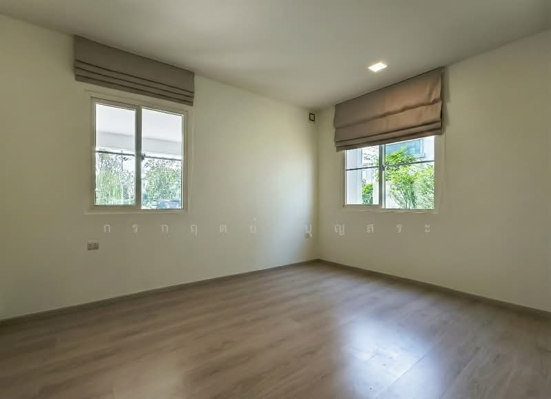 For Rent - Villaggio Lamlukka-Wongwaen, Pathum Thani