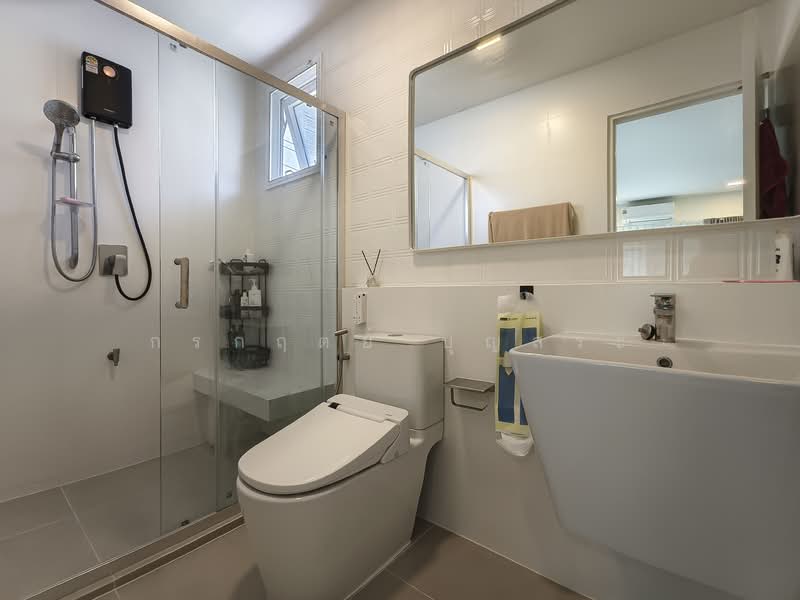 For Rent - Villaggio Lamlukka-Wongwaen, Pathum Thani