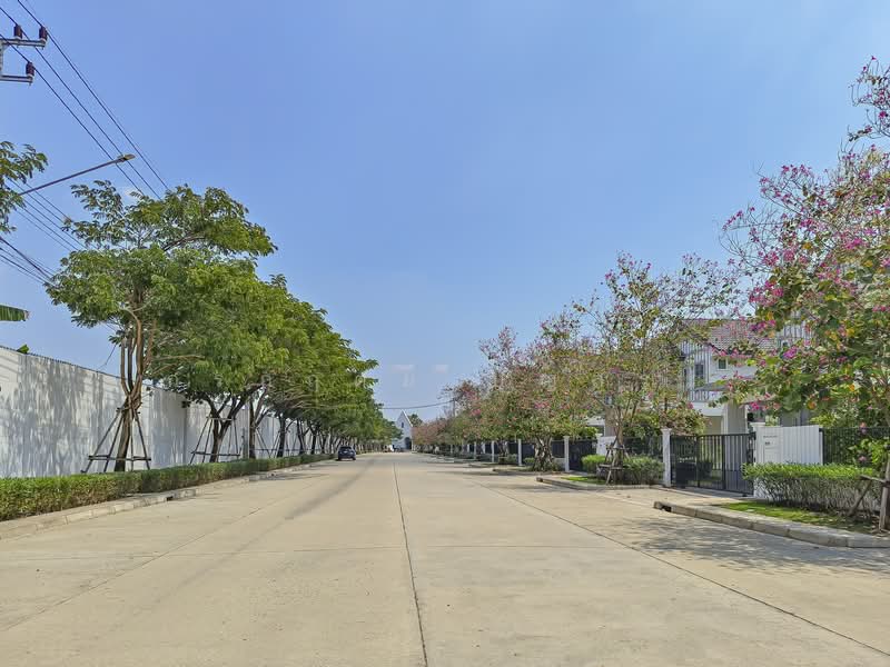 For Rent - Villaggio Lamlukka-Wongwaen, Pathum Thani