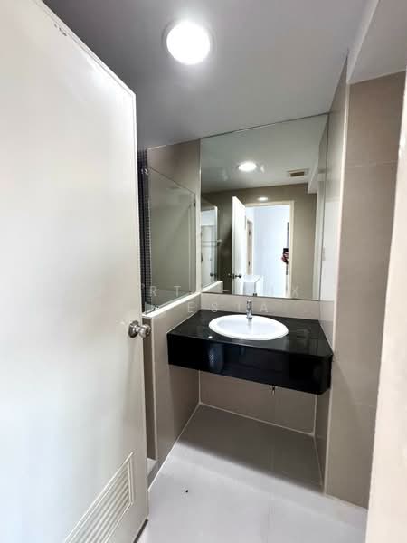 PP Plus Sukhumvit 71, Bangkok, Soi Mi Suwan 3 Lane 3, Sukhumvit 71 Road, Phra Kanong Nua, Watthana, Bangkok, 3 Bedrooms, 120 sqm, Condo For Rent, by Forty-Six Real Estate Group, 500167158 - DDproperty.com