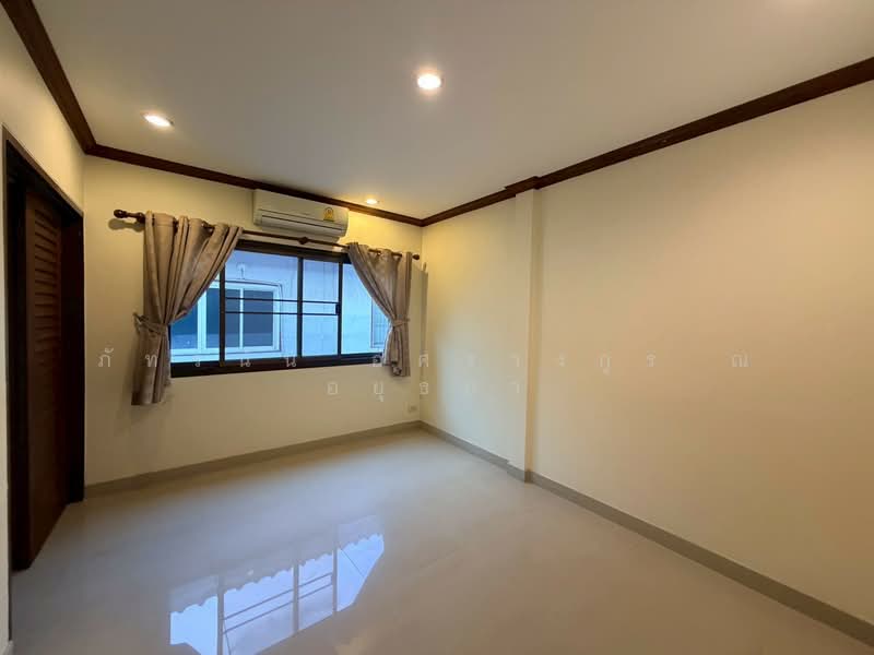 บ้านสดใส พหลโยธิน ซอยพหลโยธิน 59 ถนนพหลโยธิน แขวงคลองถนน เขตบางเขน กรุงเทพมหานคร, กรุงเทพ, ท่าแร้ง, บางเขน, กรุงเทพ, 68 ตร.ม., ทาวน์เฮ้าส์ ขาย, โดย ภัทรนัน อิศรางกูร ณ อยุธยา, 500167161 - DDproperty.com