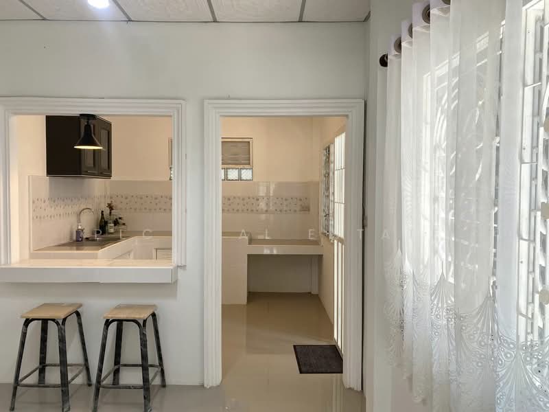 House 2 Bedroom for Sale in Bon Kai Sattahip, Chon Buri (Pattaya), Bang Lamung, Bang Lamung (Pattaya), Chon Buri (Pattaya), 2 Bedrooms, 236 sqm, Single Detached House For Sale, by PLC Real Estate, 500167168 - DDproperty.com