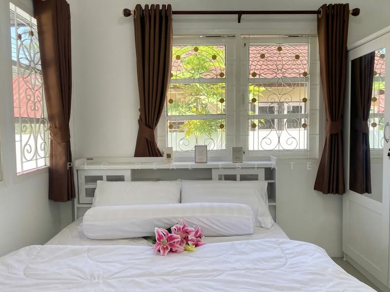 House 2 Bedroom for Sale in Bon Kai Sattahip, Chon Buri (Pattaya), Bang Lamung, Bang Lamung (Pattaya), Chon Buri (Pattaya), 2 Bedrooms, 236 sqm, Single Detached House For Sale, by PLC Real Estate, 500167168 - DDproperty.com