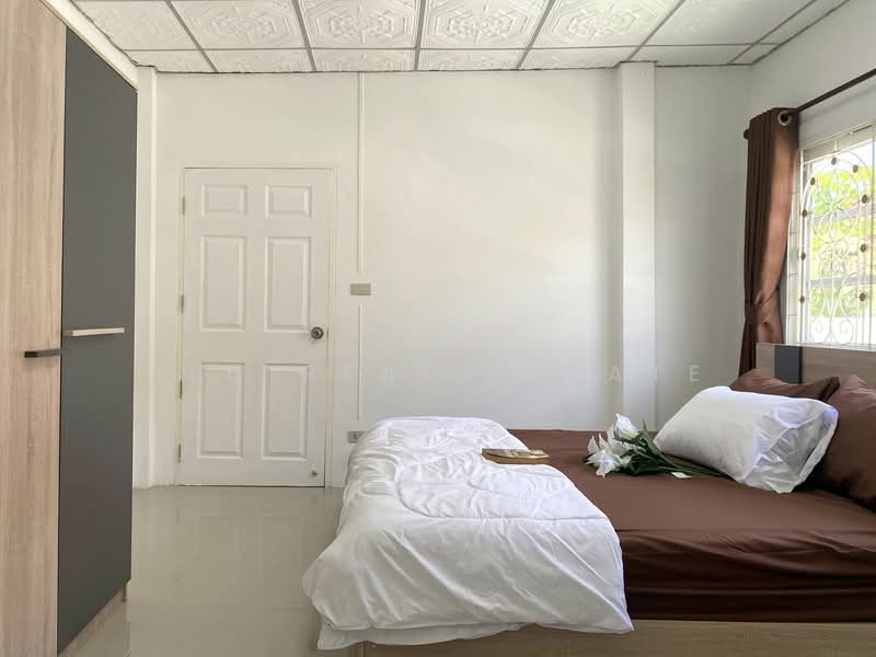 House 2 Bedroom for Sale in Bon Kai Sattahip, Chon Buri (Pattaya), Bang Lamung, Bang Lamung (Pattaya), Chon Buri (Pattaya), 2 Bedrooms, 236 sqm, Single Detached House For Sale, by PLC Real Estate, 500167168 - DDproperty.com