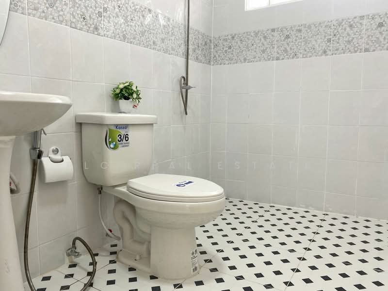 House 2 Bedroom for Sale in Bon Kai Sattahip, Chon Buri (Pattaya), Bang Lamung, Bang Lamung (Pattaya), Chon Buri (Pattaya), 2 Bedrooms, 236 sqm, Single Detached House For Sale, by PLC Real Estate, 500167168 - DDproperty.com