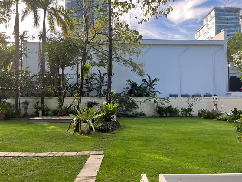 House for Rent Big Garden In Ekkamai Ideal for Spa Wellness Restaurant, กรุงเทพ, คลองตันเหนือ, วัฒนา, กรุงเทพ, 286 ตร.ม., พื้นที่ขายของ ให้เช่า, โดย จันทร์จิรา เกษมปราการ, 500167173 - DDproperty.com