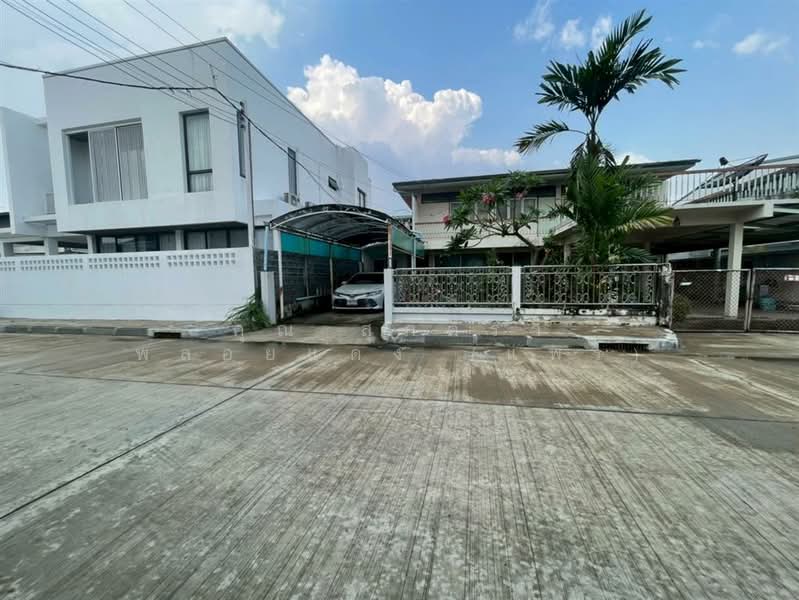 ที่ดิน + บ้าน 2 ชั้น 80 ตร.ว. หมู่บ้านการเคหะแห่งชาติ ซอยนวมินทร์14, กรุงเทพ, คลองจั่น, บางกะปิ, กรุงเทพ, 350 ตร.ม., บ้านเดี่ยว ขาย, โดย คุณ สุภัตรา พลอยแดง (แพร), 500167178 - DDproperty.com