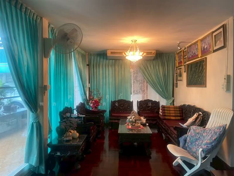 ที่ดิน + บ้าน 2 ชั้น 80 ตร.ว. หมู่บ้านการเคหะแห่งชาติ ซอยนวมินทร์14, กรุงเทพ, คลองจั่น, บางกะปิ, กรุงเทพ, 350 ตร.ม., บ้านเดี่ยว ขาย, โดย คุณ สุภัตรา พลอยแดง (แพร), 500167178 - DDproperty.com