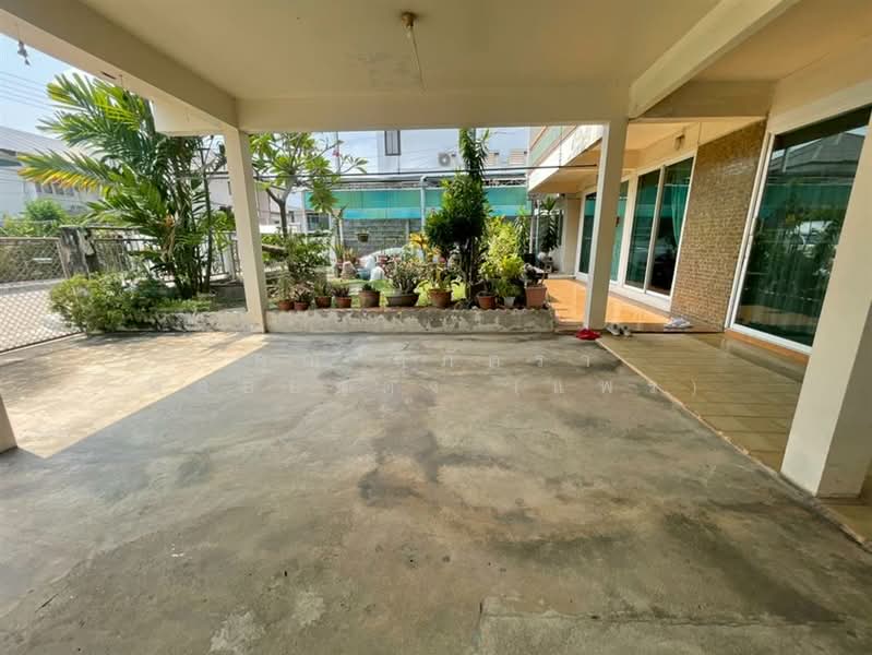 ที่ดิน + บ้าน 2 ชั้น 80 ตร.ว. หมู่บ้านการเคหะแห่งชาติ ซอยนวมินทร์14, กรุงเทพ, คลองจั่น, บางกะปิ, กรุงเทพ, 350 ตร.ม., บ้านเดี่ยว ขาย, โดย คุณ สุภัตรา พลอยแดง (แพร), 500167178 - DDproperty.com