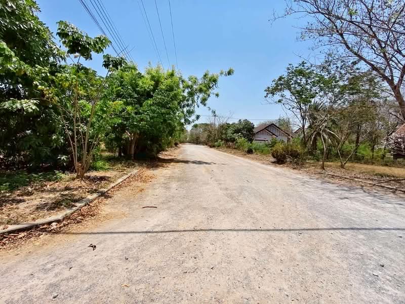 For Sale - Chaosamran Lake and Hill, Phetchaburi