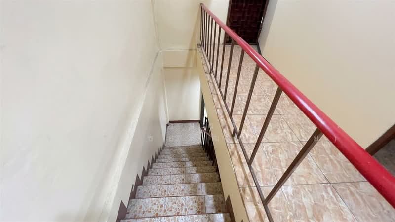 อาคารพาณิชย์ 3 ชั้น 19.8 ตร.ว. ซอยไทยธานี9 ใกล้นิคมอุตสาหกรรมนวนคร, Pathum Thani, Khlong Nung, Khlong Luang, Pathum Thani, , 100 sqm, Shophouse For Sale, by คุณ อมรศักดิ์ จารุตไชยพัฒน์ (ดุ่ย), 500167197 - DDproperty.com