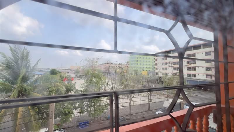 อาคารพาณิชย์ 3 ชั้น 19.8 ตร.ว. ซอยไทยธานี9 ใกล้นิคมอุตสาหกรรมนวนคร, Pathum Thani, Khlong Nung, Khlong Luang, Pathum Thani, , 100 sqm, Shophouse For Sale, by คุณ อมรศักดิ์ จารุตไชยพัฒน์ (ดุ่ย), 500167197 - DDproperty.com