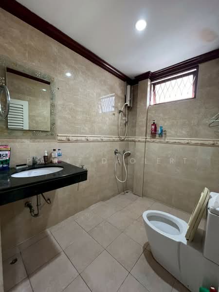 Ratchadaphisek3, Bangkok, Din Daeng, Din Daeng, Bangkok, 3 Bedrooms, 300 sqm, Single Detached House For Rent, by Parit Daolert, 500167213 - DDproperty.com