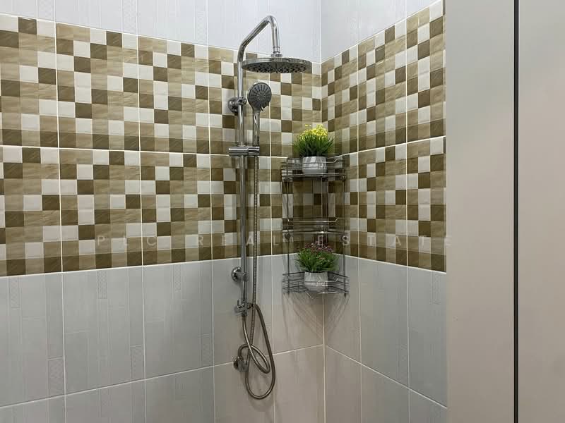 ขายบ้าน 2 ห้องนอน ในเขาน้อย พัทยาตะวันออก, ชลบุรี, บางละมุง, บางละมุง, ชลบุรี, 110 ตร.ม., บ้านเดี่ยว ขาย, โดย PLC Real Estate, 500167232 - DDproperty.com