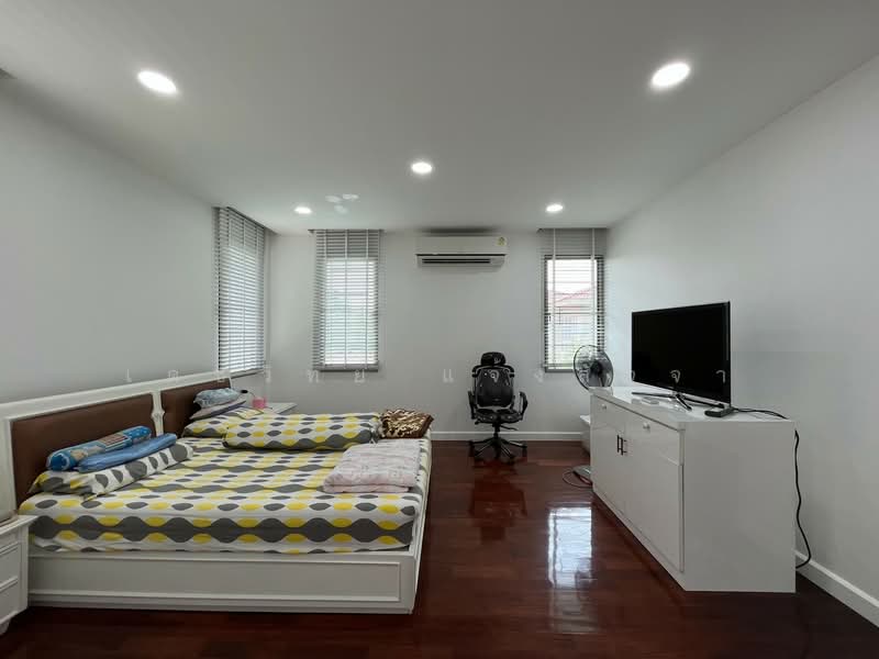 Baan Ladprao 2, Bangkok, Ladprao Road, Khlong Chan, Bang Kapi, Bangkok, 4 Bedrooms, 350 sqm, Single Detached House For Sale, by เดชวิทย์ แจ้งสัจจา, 500167254 - DDproperty.com