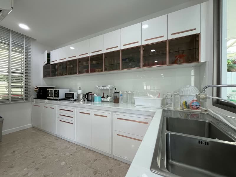 Baan Ladprao 2, Bangkok, Ladprao Road, Khlong Chan, Bang Kapi, Bangkok, 4 Bedrooms, 350 sqm, Single Detached House For Sale, by เดชวิทย์ แจ้งสัจจา, 500167254 - DDproperty.com