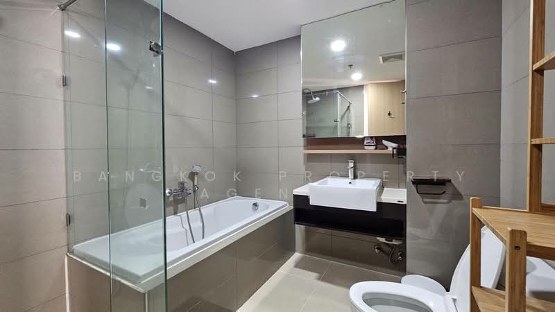 15 Sukhumvit Residences, Bangkok, Soi Sukhumvit 15, Khlongtoei Nua, Watthana, Bangkok, 4 Bedrooms, 135 sqm, Condo For Rent, by BANGKOK PROPERTY AGENTS, 500167265 - DDproperty.com