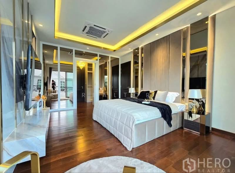 Perfect Masterpiece Sukhumvit 77, Samut Prakan, Soi Mu Ban Perfect Place Sukhumvit 77, Rachathewa, Bang Plee, Samut Prakan, 4 Bedrooms, 360 sqm, Single Detached House For Rent, by Hero Realtor Co., Ltd., 500167269 - DDproperty.com