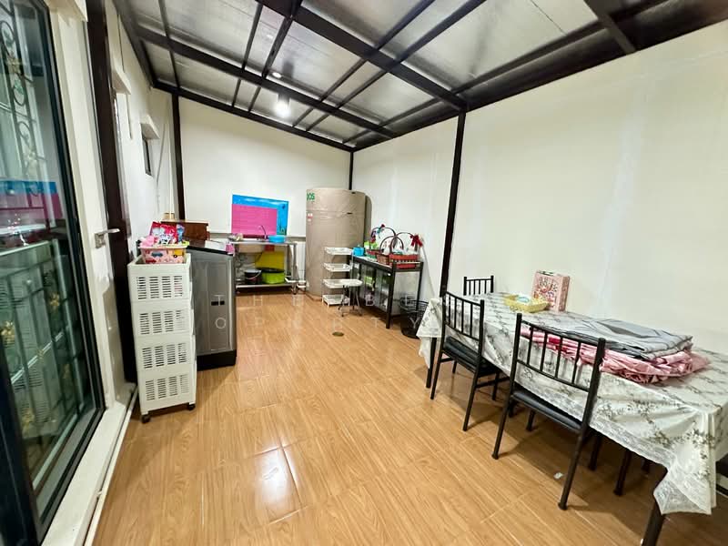 Pruksa Village Pracha Uthit 90, Samut Prakan, Na Klua, Phra Samut Jadee, Samut Prakan, 3 Bedrooms, 125 sqm, Townhouse For Sale, by The Best Property แอล, 500167272 - DDproperty.com