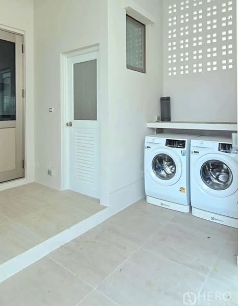 Perfect Masterpiece Sukhumvit 77 : เพอร์เฟค มาสเตอร์พีซ สุขุมวิท 77, สมุทรปราการ, ซอย หมู่บ้านเพอร์เฟคเพลส สุขุมวิท 77, ราชาเทวะ, บางพลี, สมุทรปราการ, 360 ตร.ม., บ้านเดี่ยว ขาย, โดย Hero Realtor Co., Ltd., 500167276 - DDproperty.com