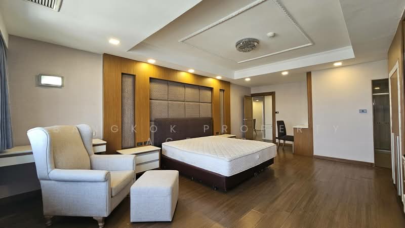 Oriental Towers, Bangkok, 25 Soi Ekkamai 12, Ekkamai Road, Khlong Tan Nua, Watthana, Bangkok, 4 Bedrooms, 453 sqm, Condo For Rent, by BANGKOK PROPERTY AGENTS, 500167286 - DDproperty.com