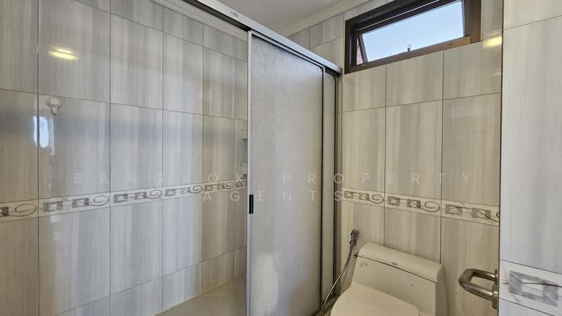 Oriental Towers, Bangkok, 25 Soi Ekkamai 12, Ekkamai Road, Khlong Tan Nua, Watthana, Bangkok, 4 Bedrooms, 453 sqm, Condo For Rent, by BANGKOK PROPERTY AGENTS, 500167286 - DDproperty.com