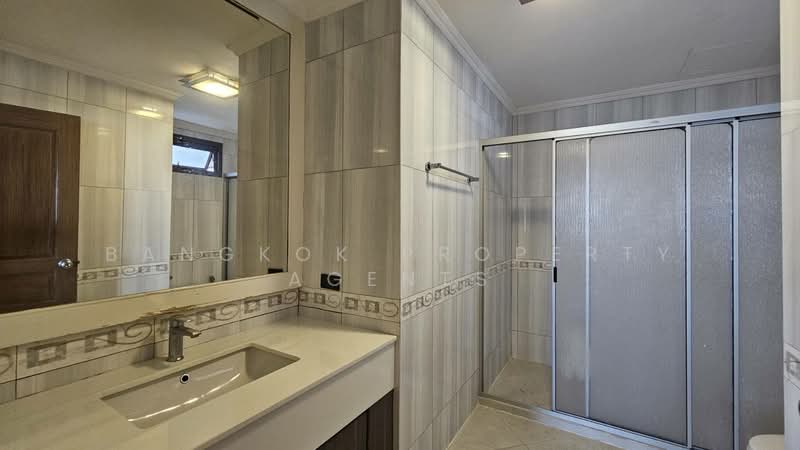 Oriental Towers, Bangkok, 25 Soi Ekkamai 12, Ekkamai Road, Khlong Tan Nua, Watthana, Bangkok, 4 Bedrooms, 453 sqm, Condo For Rent, by BANGKOK PROPERTY AGENTS, 500167286 - DDproperty.com